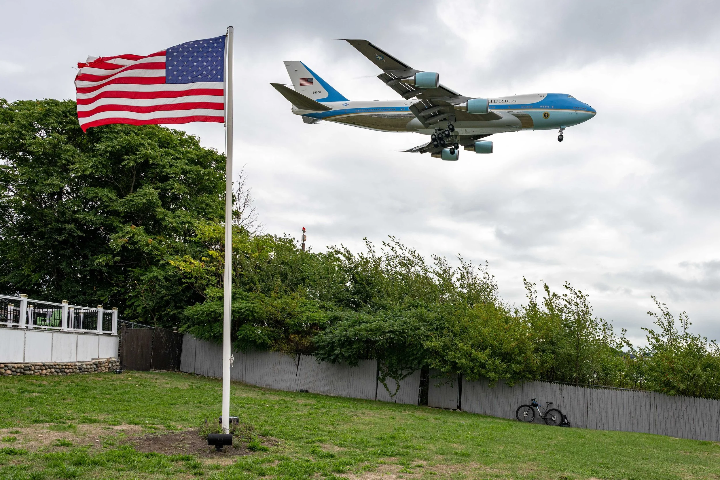Air Force One arrives in Boston